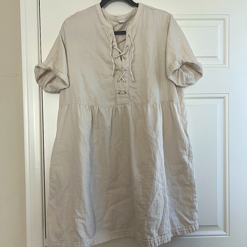 Old Navy Lace Up Dress